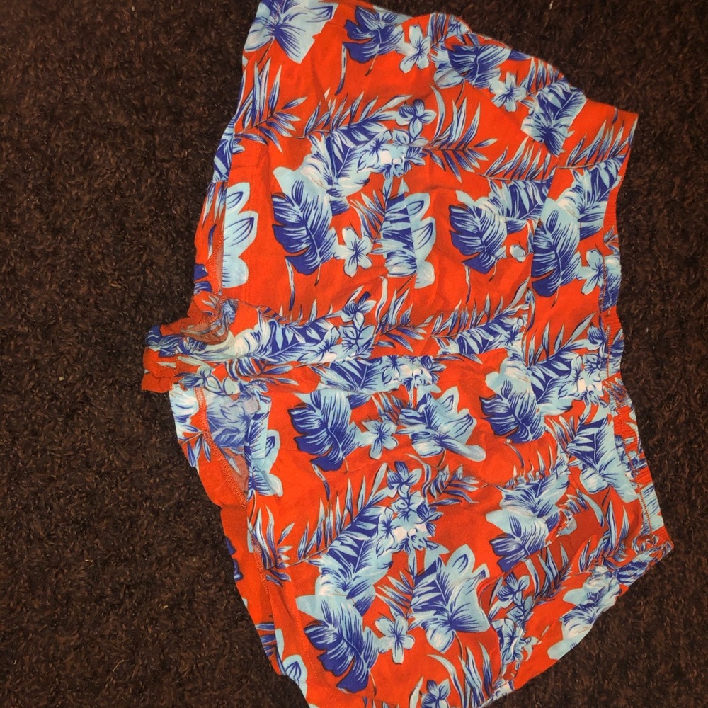Hawaiian shorts good condition